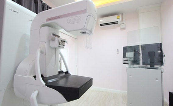 เครื่องเอกซเรย์เต้านมแบบ 3 มิติ (Digital Mammogram with Tomosynthesis)